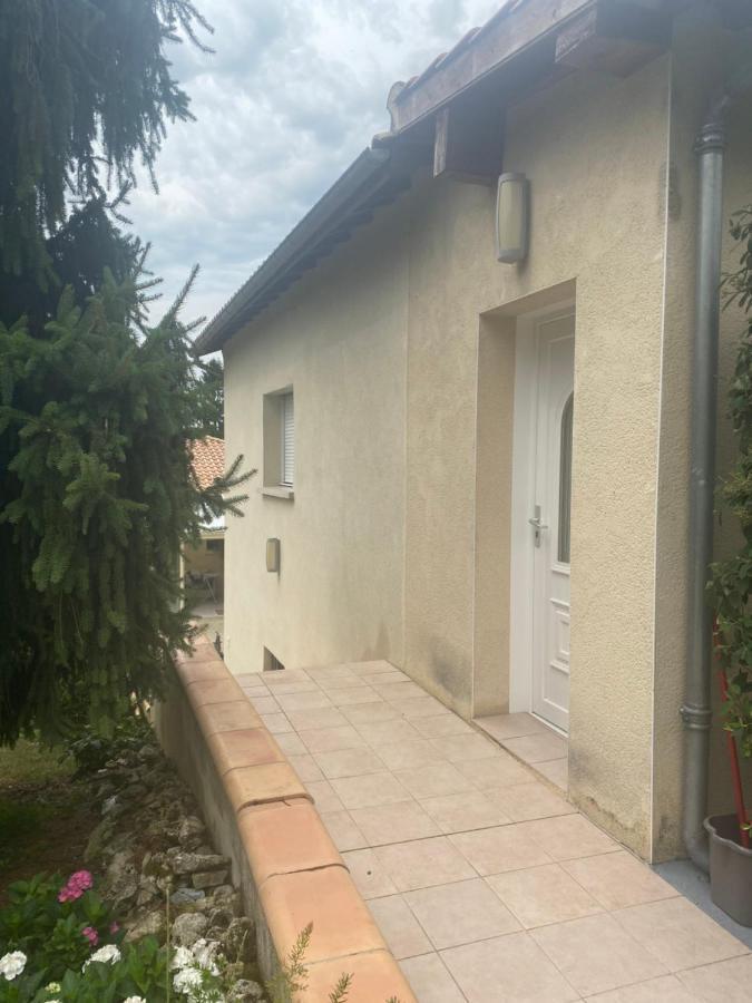 Gite Moncherie Colayrac-Saint-Cirq ภายนอก รูปภาพ